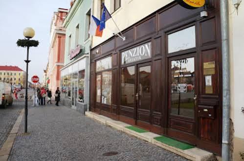 Čáslav 阿维亚蒂克旅馆酒店 外观 照片